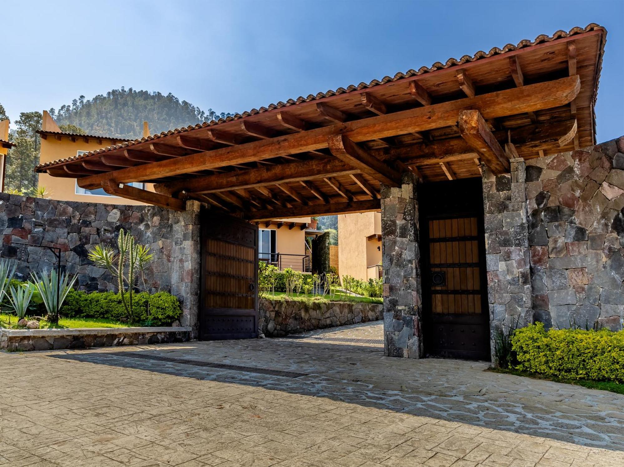 Hotel Campestre, Valle De Bravo Exterior photo